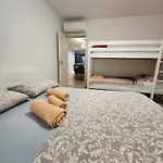 With Sea View And Jacuzzi Apartma *