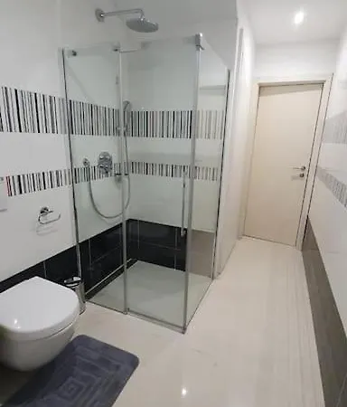 With Sea View And Jacuzzi