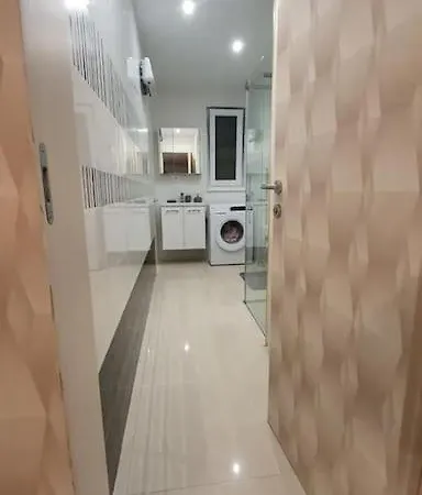 Apartament With Sea View And Jacuzzi *