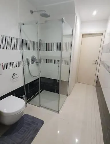 With Sea View And Jacuzzi