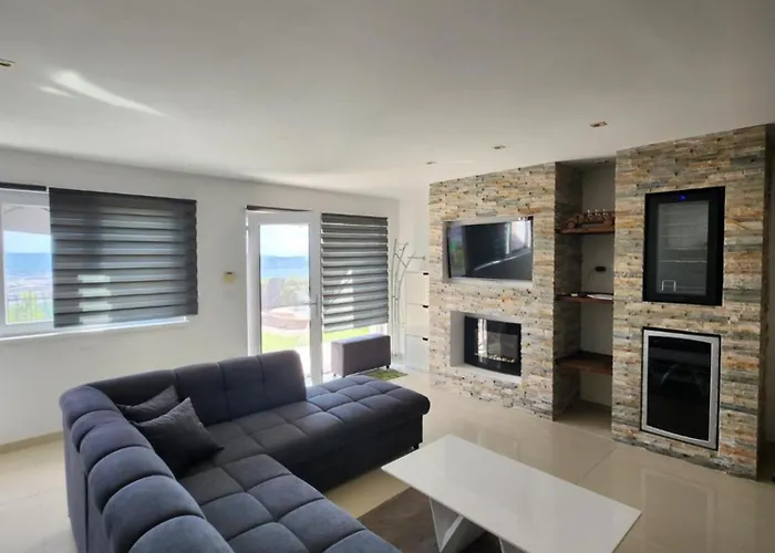 Apartamento With Sea View And Jacuzzi *