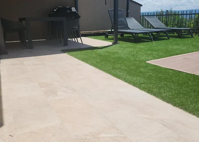 With Sea View And Jacuzzi Apartamento *